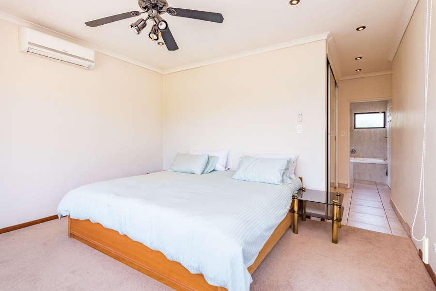 5 Bedroom Property for Sale in Club Milos Estate Free State